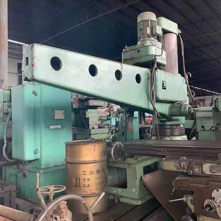 云南叁鑫 专注开远及周边地区大型机械设备回收的专业厂家